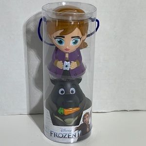 Disney’s Frozen Anna & Sven 2 Pack Pool & Bath Water Squirter Toys